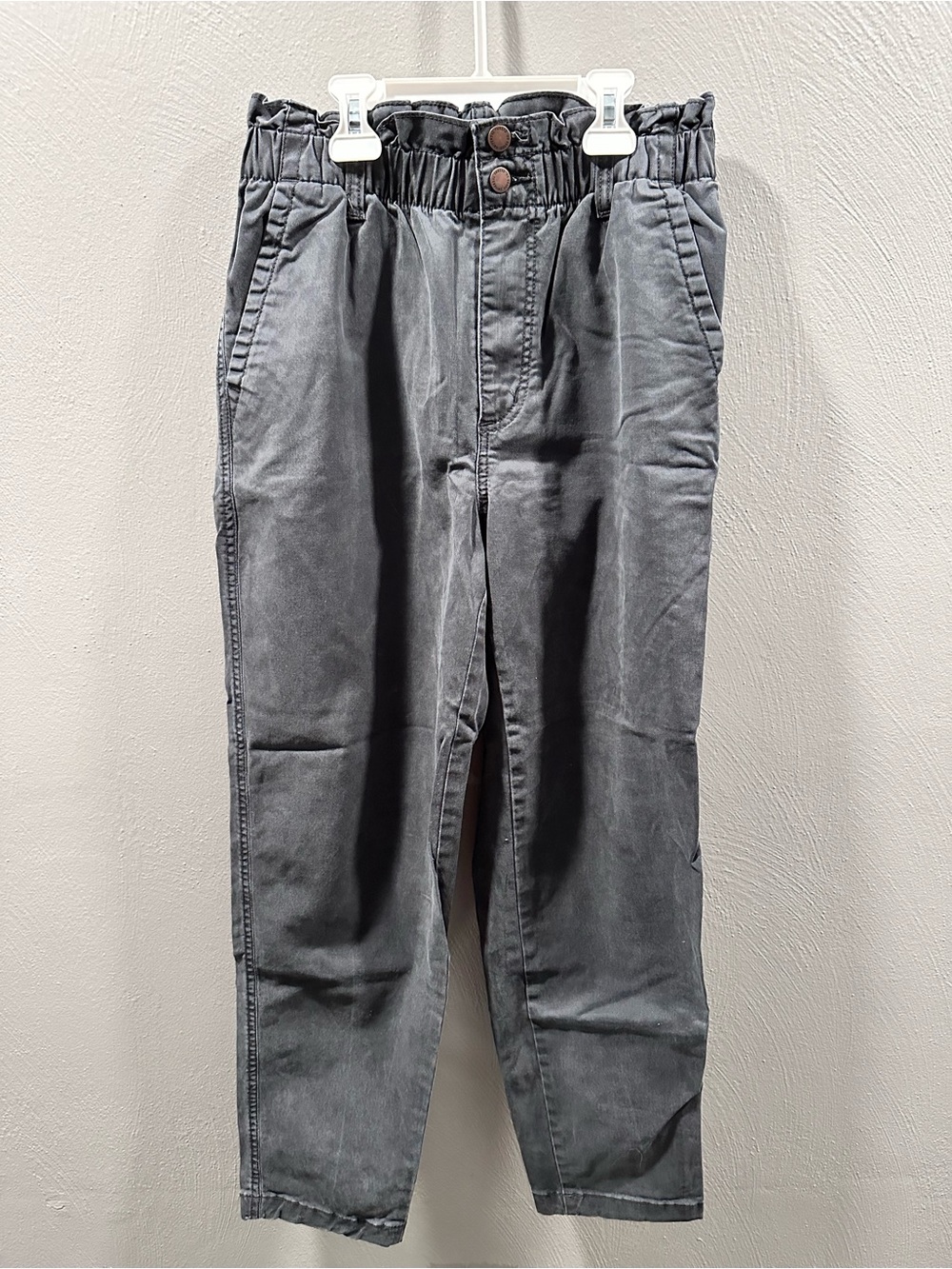 Universal Thread Women's Straight Leg Jeans in Washed Black